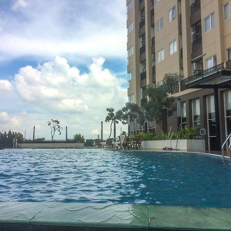 Best Deal And Cozy Studio Oasis Cikarang Apartment By Travelio Exterior photo