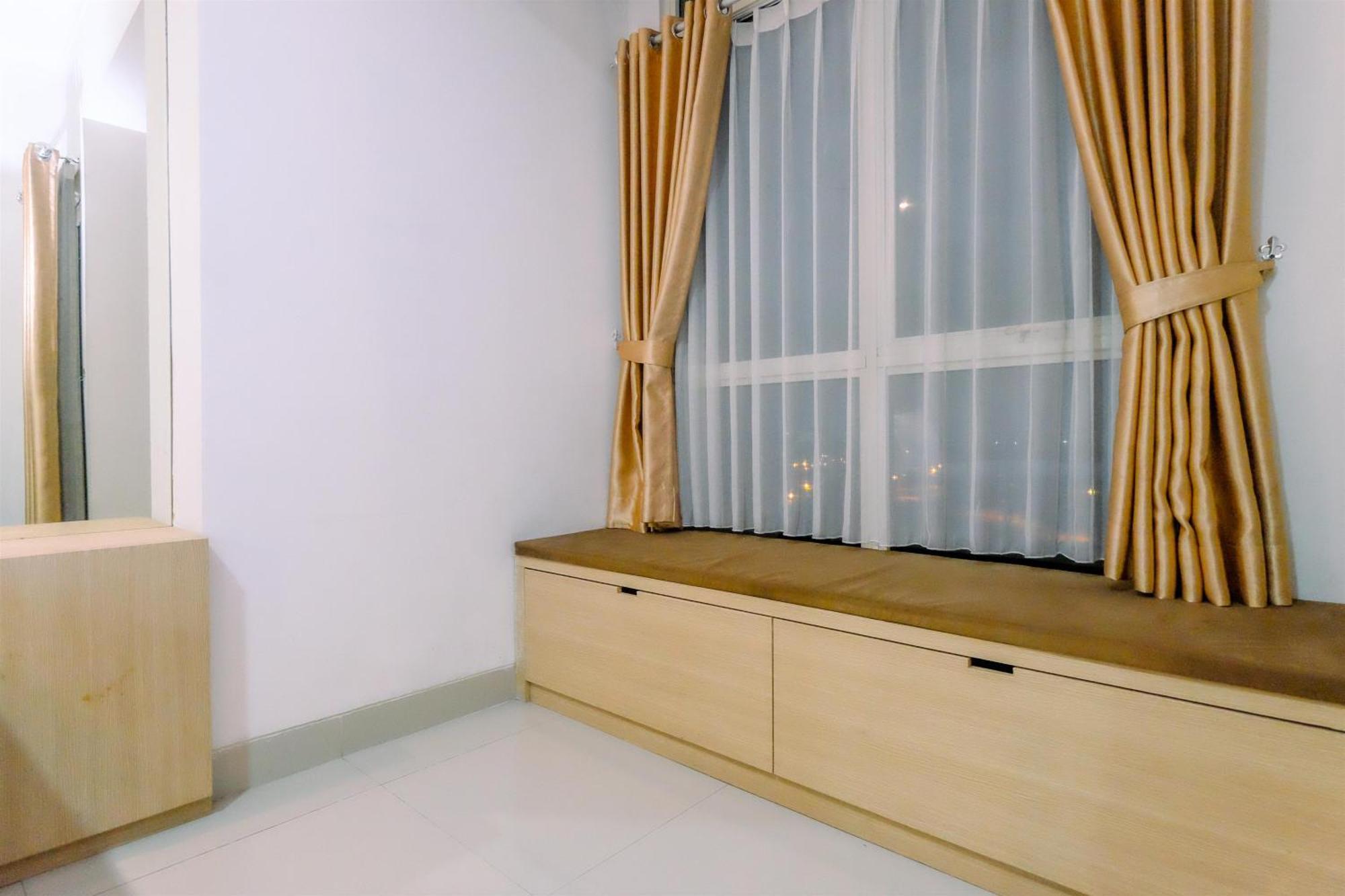 Best Deal And Cozy Studio Oasis Cikarang Apartment By Travelio Exterior photo