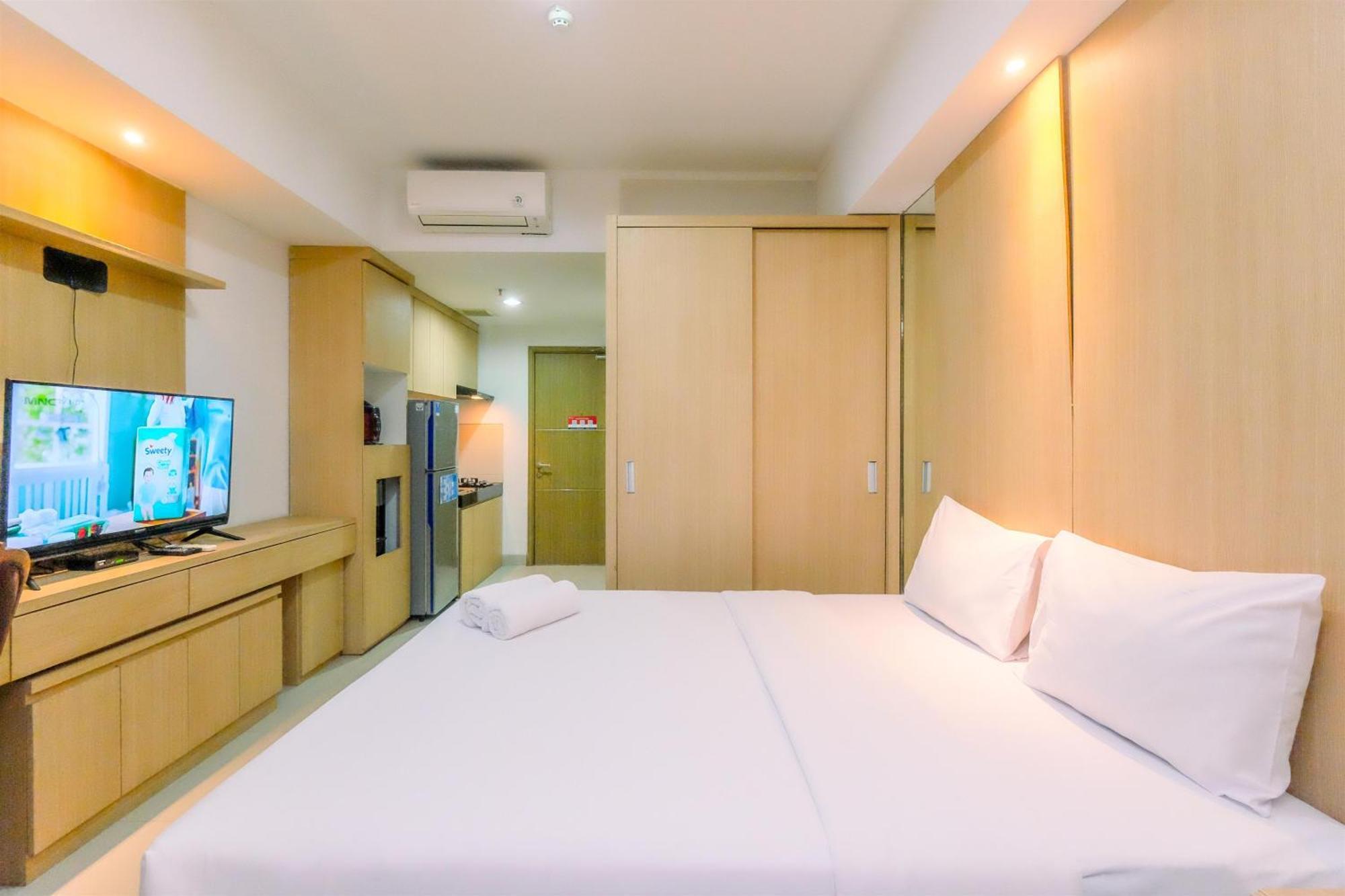 Best Deal And Cozy Studio Oasis Cikarang Apartment By Travelio Exterior photo